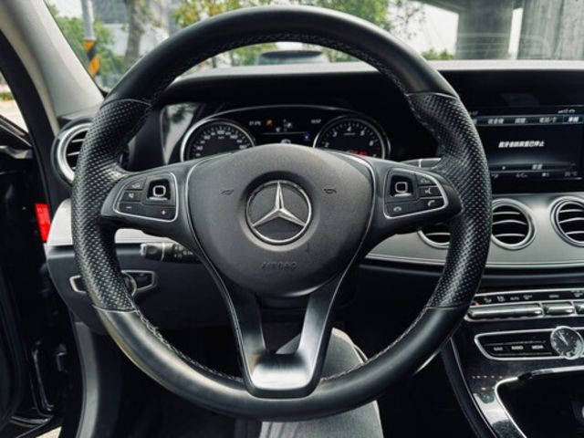 M-BENZ賓士 E200  第8張相片
