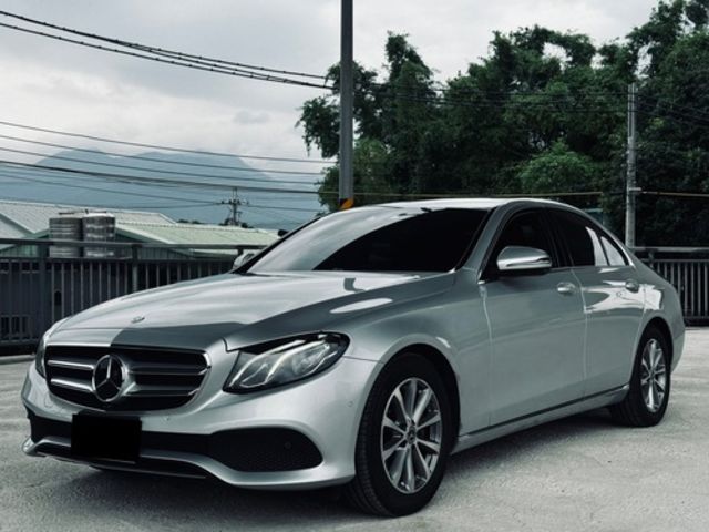 M-BENZ賓士 E200  第1張相片