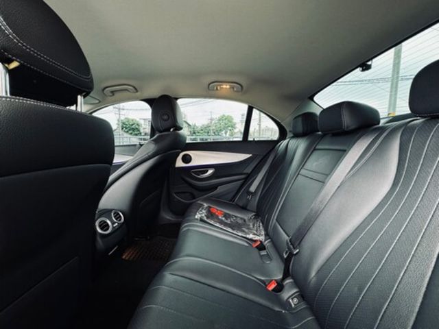 M-BENZ賓士 E200  第6張相片