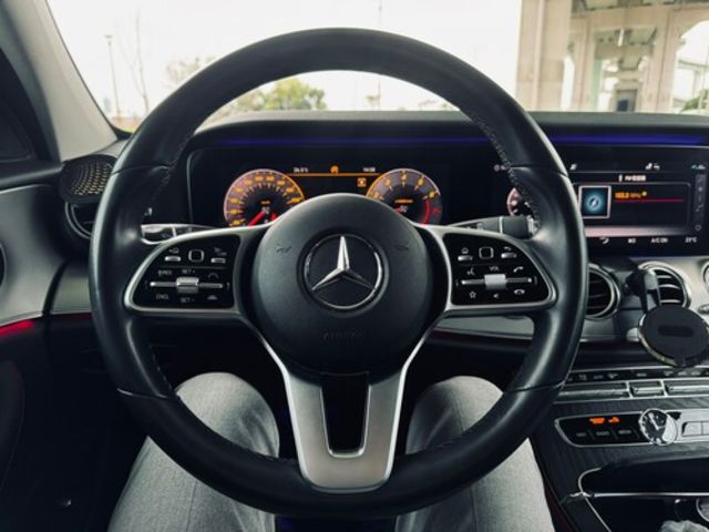 M-BENZ賓士 E200  第7張相片