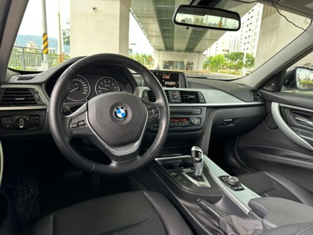 BMW寶馬 316I  第5張相片