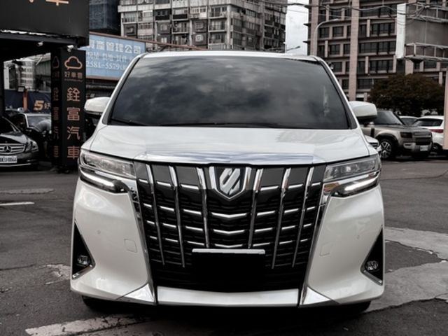 TOYOTA豐田 ALPHARD  第2張相片