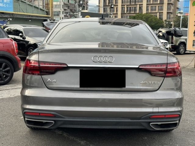 AUDI奧迪 A4  第4張相片