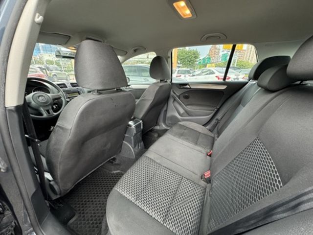 VOLKSWAGEN福斯 GOLF  第5張相片