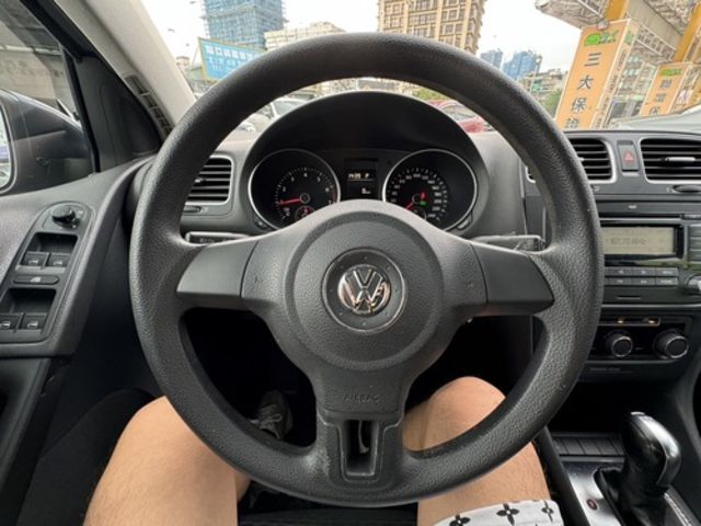 VOLKSWAGEN福斯 GOLF  第7張相片