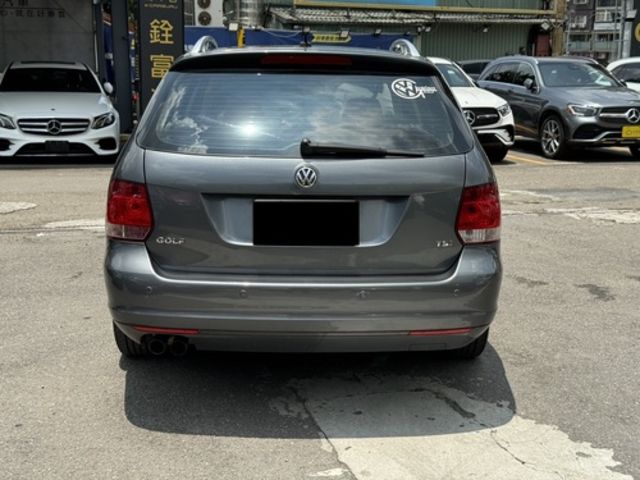 VOLKSWAGEN福斯 GOLF VARIANT  第4張相片