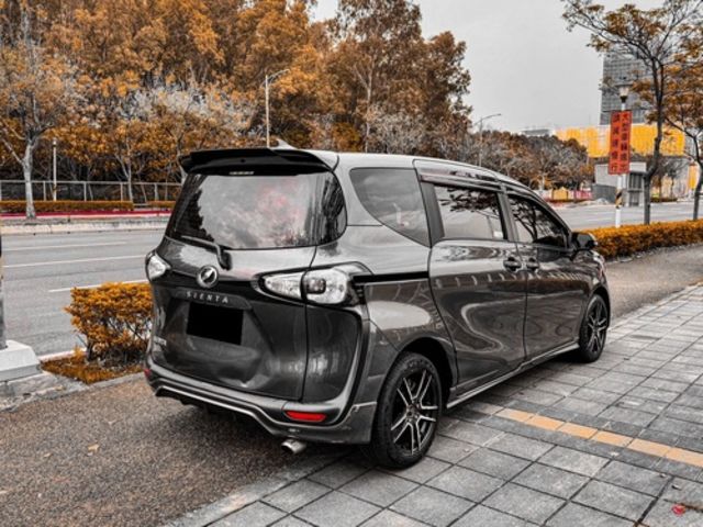 TOYOTA豐田 SIENTA  第3張相片