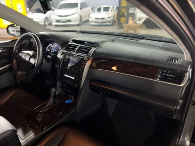 TOYOTA豐田 CAMRY  第13張相片
