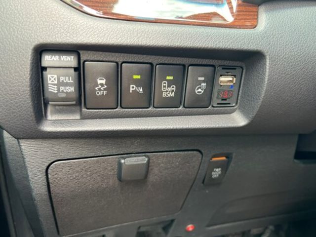 TOYOTA豐田 SIENNA  第8張相片