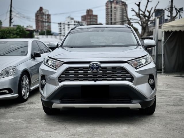 TOYOTA豐田 RAV4  第5張相片