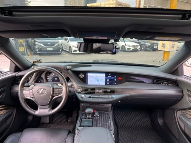 LEXUS凌志 LS350  第12張相片