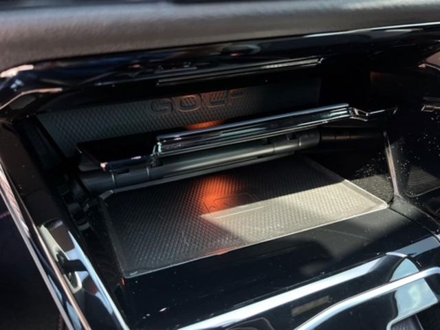 VOLKSWAGEN福斯 GOLF GTI  第7張相片