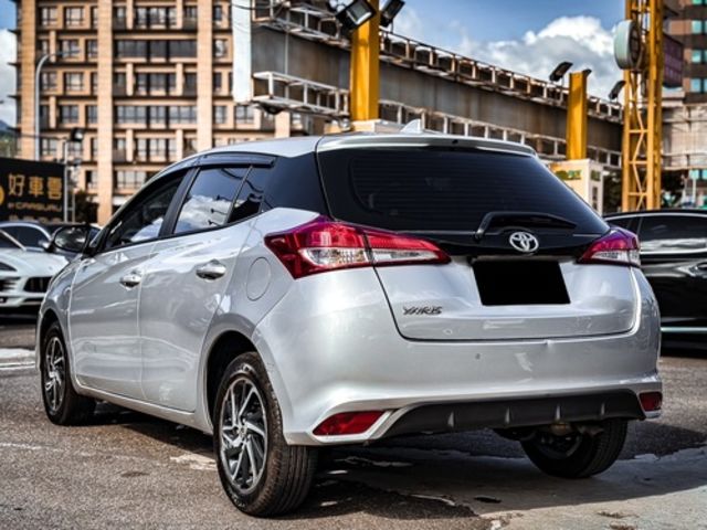TOYOTA豐田 YARIS  第2張相片
