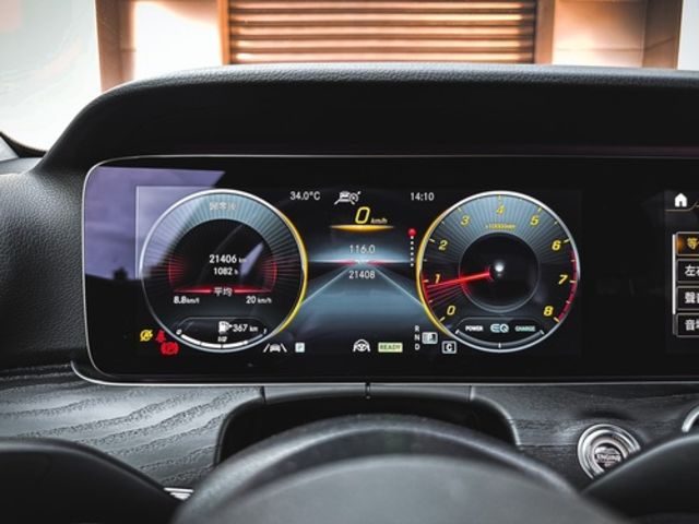 M-BENZ賓士 E200  第17張相片