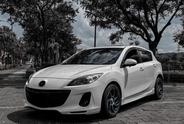 MAZDA馬自達 MAZDA 3  第1張相片