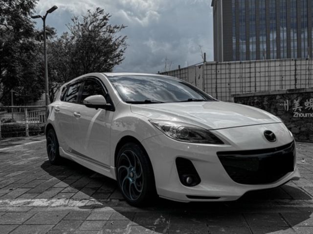 MAZDA馬自達 MAZDA 3  第2張相片