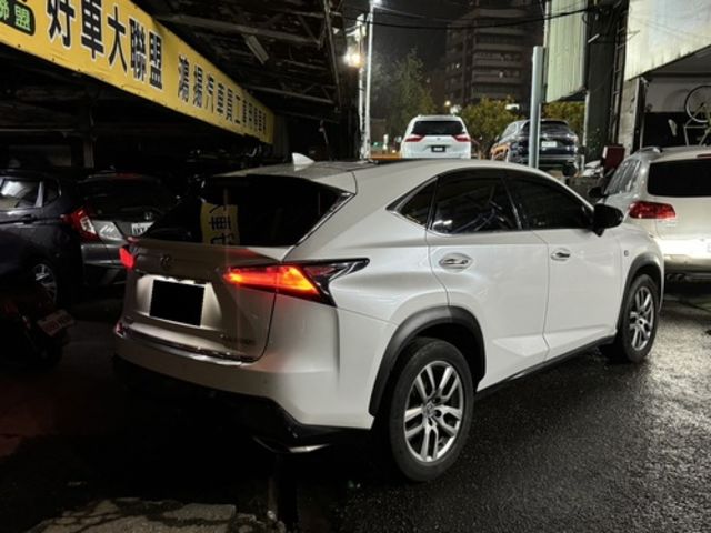LEXUS凌志 NX200T  第4張相片