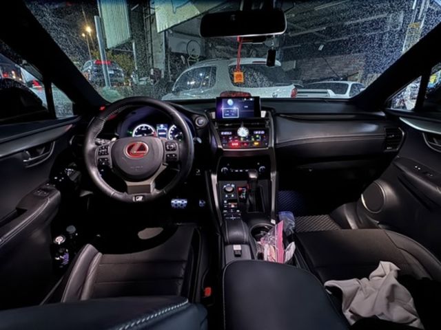LEXUS凌志 NX200T  第7張相片