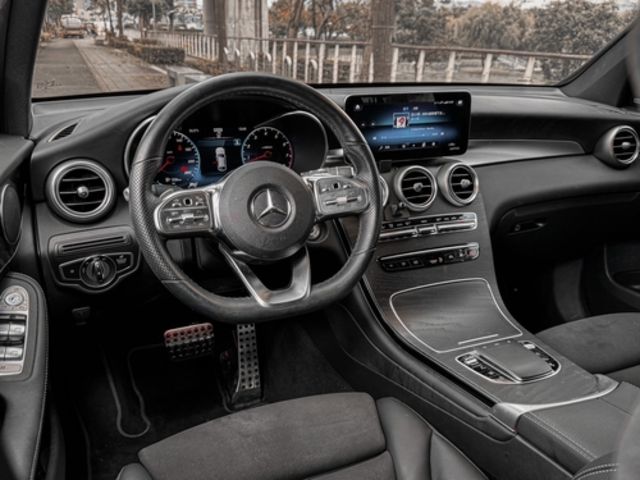 M-BENZ賓士 GLC300 AMG COUPE  第7張相片