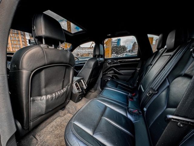 PORSCHE保時捷 CAYENNE  第5張相片