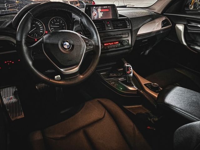 BMW寶馬 116I  第7張相片