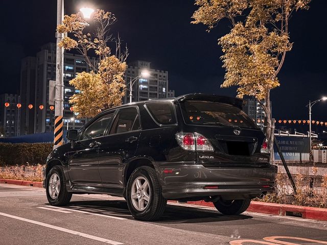 LEXUS凌志 RX300  第4張相片