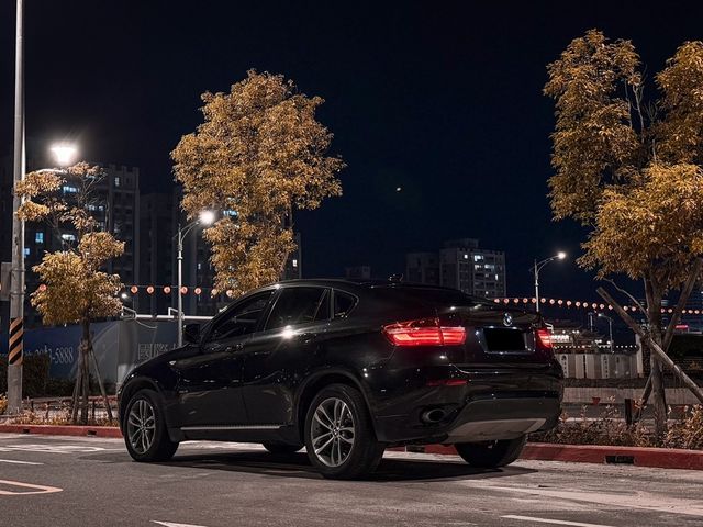 BMW寶馬 X6 XDRIVE35I  第2張相片