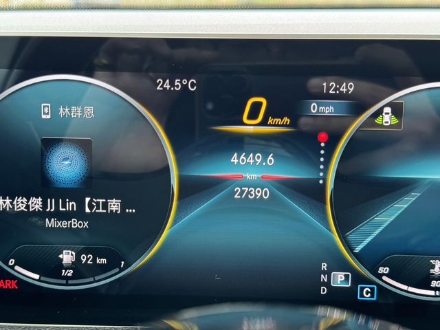 M-BENZ賓士 GLB250  第13張相片