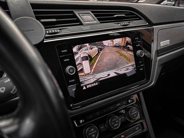 VOLKSWAGEN福斯 TOURAN  第8張相片