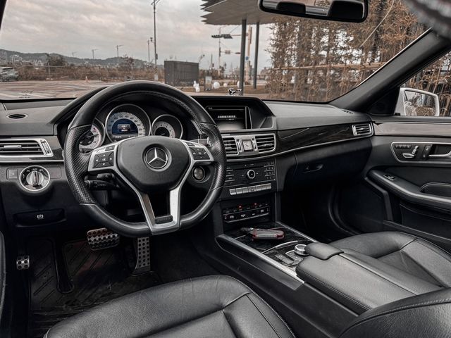 M-BENZ賓士 E250  第7張相片
