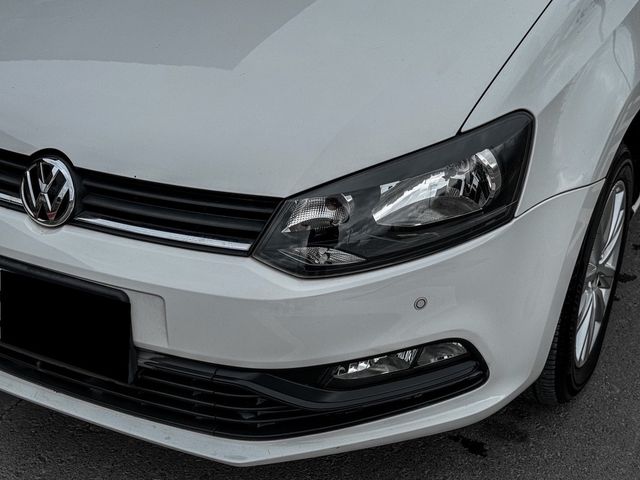 VOLKSWAGEN福斯 POLO  第2張相片
