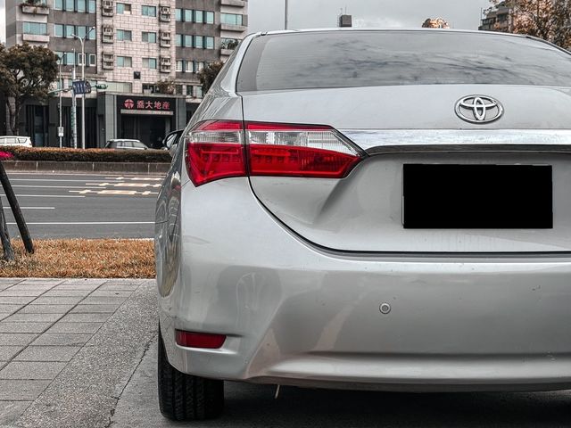 TOYOTA豐田 ALTIS  第4張相片