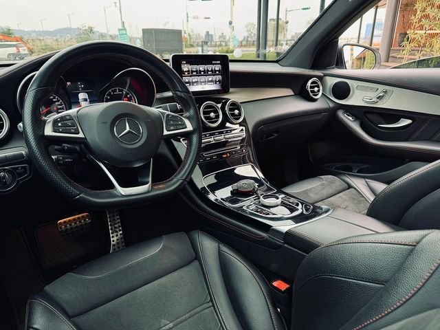 M-BENZ賓士 GLC43  第7張相片