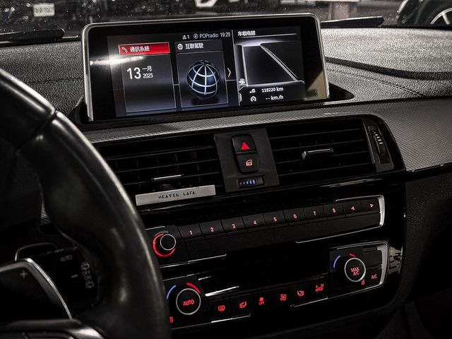BMW寶馬 120I  第6張相片