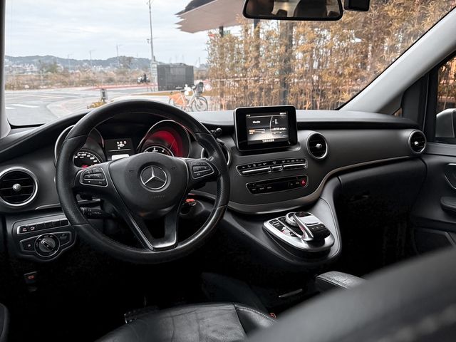 M-BENZ賓士 V250 D  第8張相片