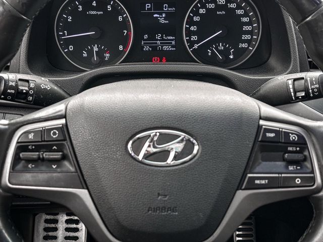HYUNDAI現代 ELANTRA  第6張相片