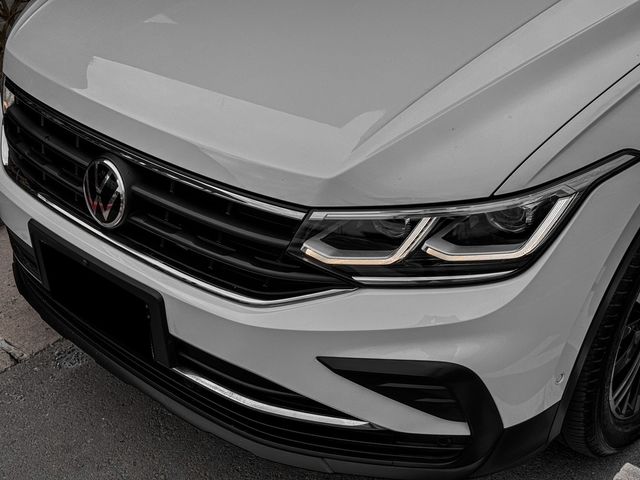 VOLKSWAGEN福斯 TIGUAN  第3張相片
