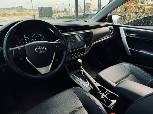 TOYOTA豐田 ALTIS  第5張相片