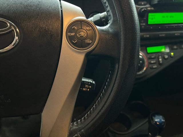 TOYOTA豐田 PRIUS C  第8張相片