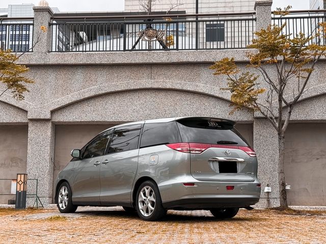 TOYOTA豐田 PREVIA  第3張相片