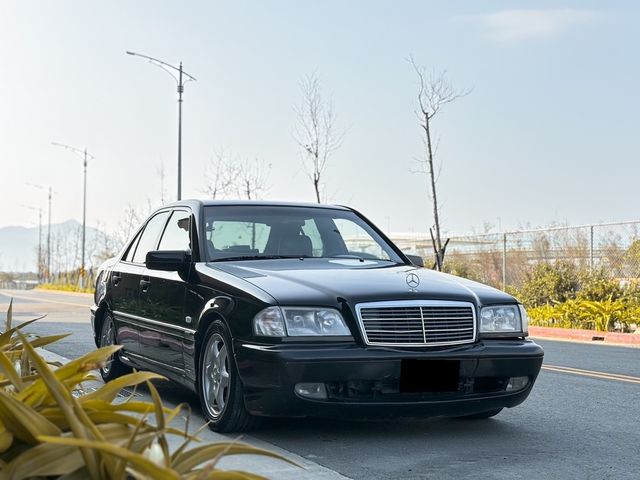 M-BENZ賓士 C230  第3張相片