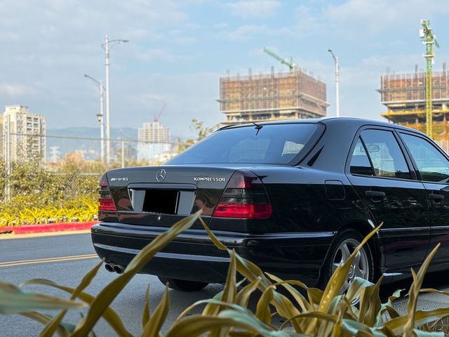 M-BENZ賓士 C230  第4張相片