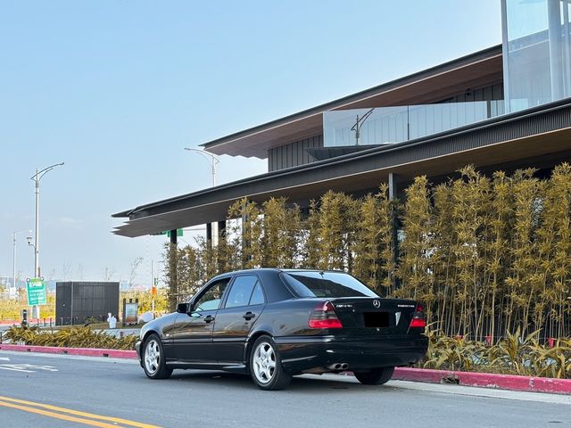 M-BENZ賓士 C230  第5張相片
