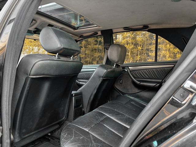 M-BENZ賓士 C230  第9張相片
