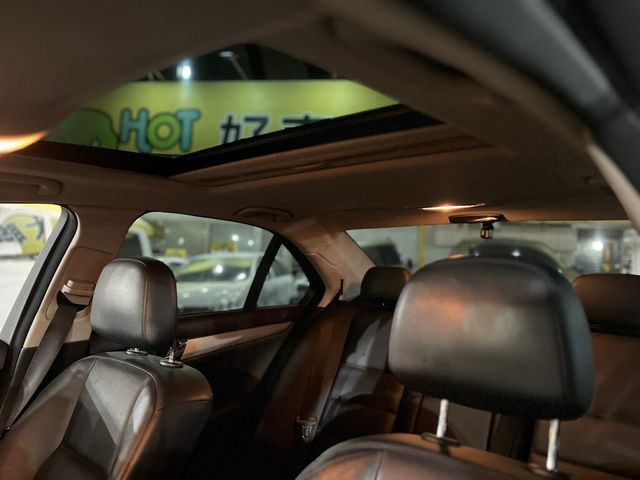 M-BENZ賓士 C300  第13張相片