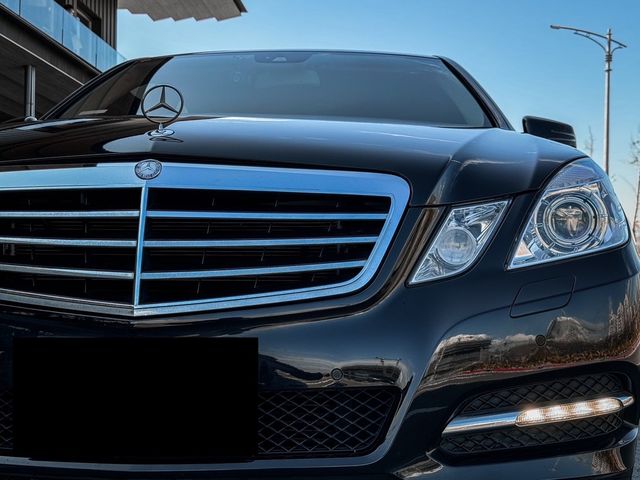 M-BENZ賓士 E220D  第2張相片