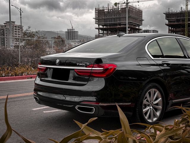 BMW寶馬 730I  第6張相片