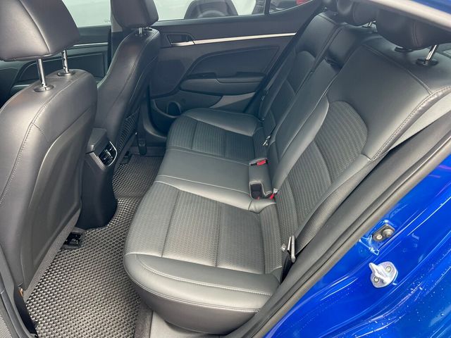 HYUNDAI現代 ELANTRA  第23張相片
