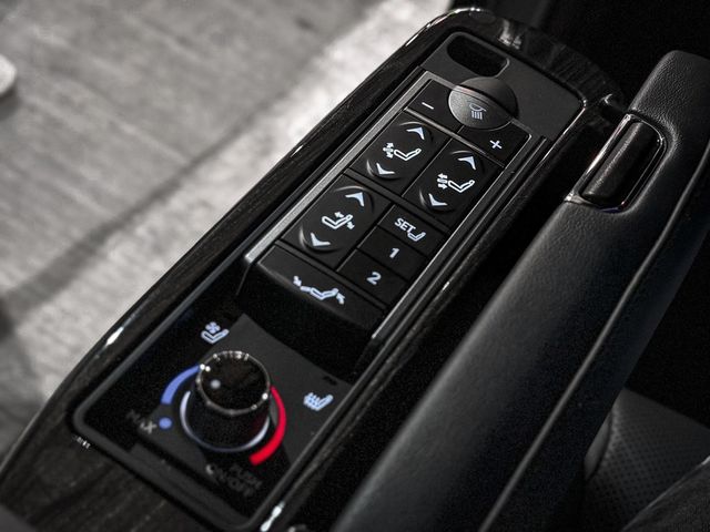 LEXUS凌志 LM300H  第17張相片