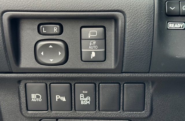 LEXUS凌志 ES300H  第15張相片